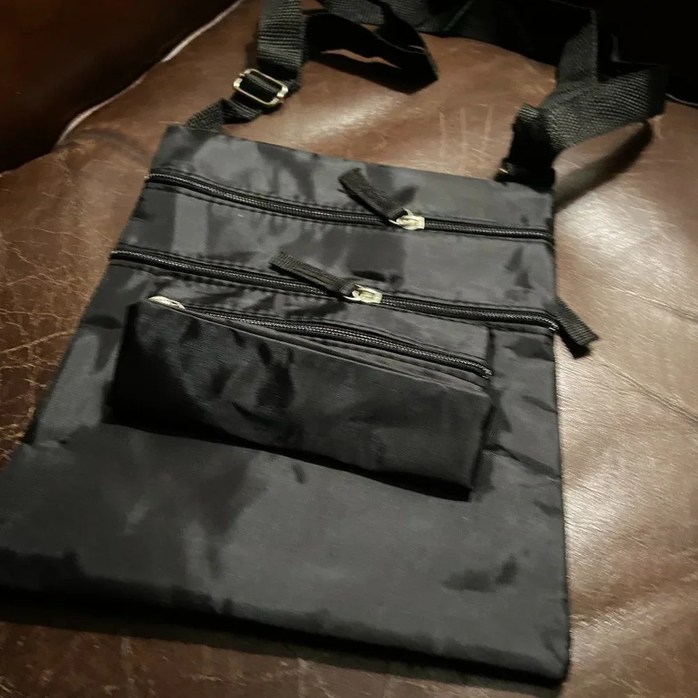 Stealth Black Sports Bag - Picture 2 of 11